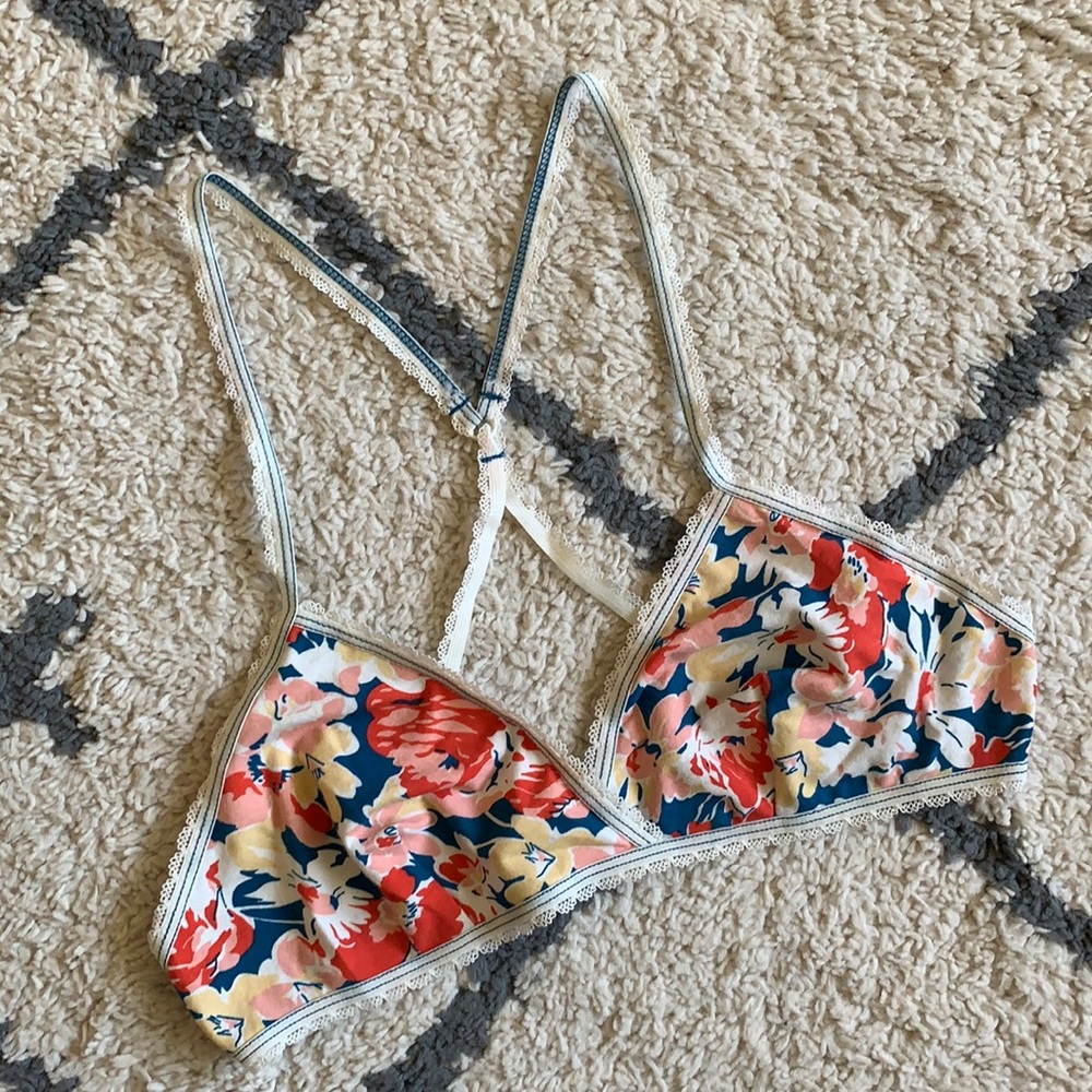 NWOT Out From Under Floral Bralette Urban Outfitters